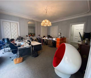 Bureau privé 50 m² 12 postes Location bureau Rue de l'Arcade Paris 75008 - photo 3